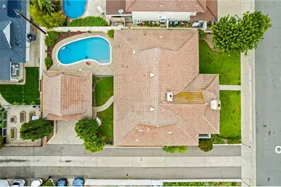 466 S Wellington Road, Orange, CA 92869 - Photo 31