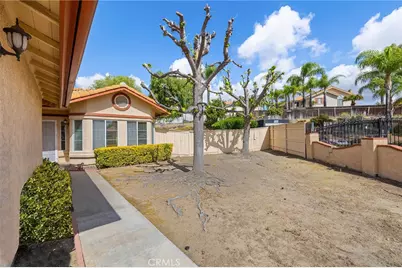 39555 Glenwood Court, Murrieta, CA 92563 - Photo 5