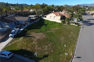 30655 Cinnamon Teal Dr, Canyon Lake, CA 92587 - Photo 9