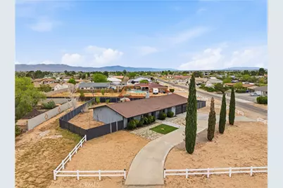 19125 Shoshonee Road, Apple Valley, CA 92307 - Photo 27