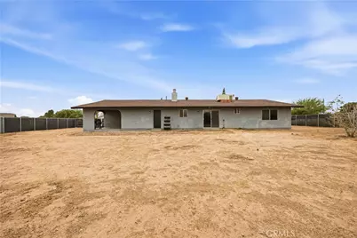 19125 Shoshonee Road, Apple Valley, CA 92307 - Photo 23