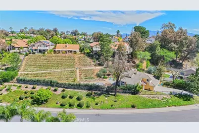 31465 Paseo Goleta, Temecula, CA 92592 - Photo 5