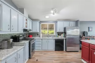 24799 Split Rail Rd, Wildomar, CA 92595 - Photo 11