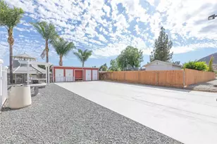 24799 Split Rail Rd, Wildomar, CA 92595 - Photo 31