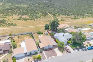 24799 Split Rail Rd, Wildomar, CA 92595 - Photo 21