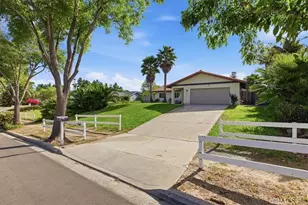 5768 Old Ranch, Oceanside, CA 92057 - Photo 3