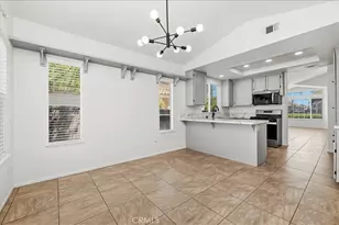 24352 Via Briones, Murrieta, CA 92562 - Photo 19
