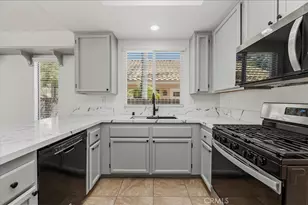 24352 Via Briones, Murrieta, CA 92562 - Photo 13