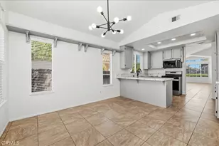 24352 Via Briones, Murrieta, CA 92562 - Photo 19