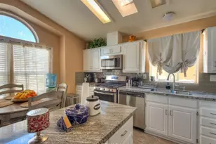 8681 Katella Ave, Stanton, CA 90680 - Photo 15