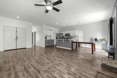 13121 Fullerton Drive, Victorville, CA 92392 - Photo 5