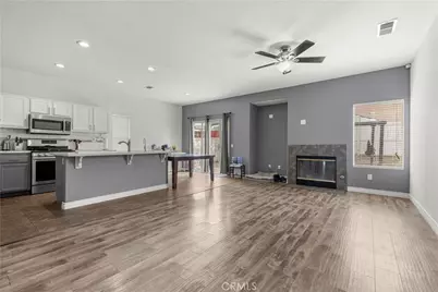 13121 Fullerton Drive, Victorville, CA 92392 - Photo 7