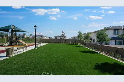 1362 Thunderbolt Lane, Rialto, CA 92376 - Photo 19