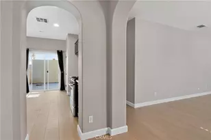 37406 Paseo Violeta, Murrieta, CA 92563 - Photo 5
