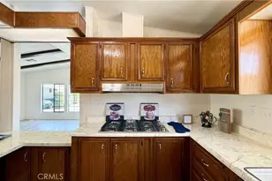 530 W Devonshire Ave, Hemet, CA 92543 - Photo 9