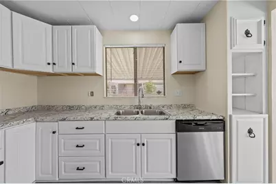 44732 Cornish, Hemet, CA 92544 - Photo 15