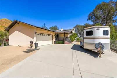 32360 Navajo Springs, Wildomar, CA 92595 - Photo 19