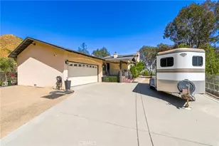 32360 Navajo Springs, Wildomar, CA 92595 - Photo 19