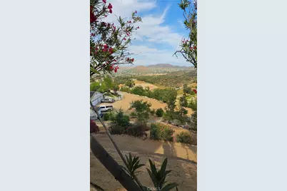 32360 Navajo Springs, Wildomar, CA 92595 - Photo 9