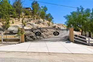 32360 Navajo Springs, Wildomar, CA 92595 - Photo 3