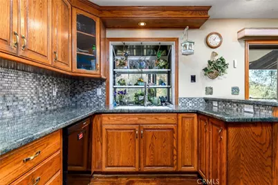 32360 Navajo Springs, Wildomar, CA 92595 - Photo 45
