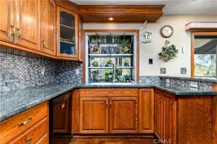 32360 Navajo Springs, Wildomar, CA 92595 - Photo 45