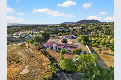 39775 Calle Bellagio, Temecula, CA 92592 - Photo 5