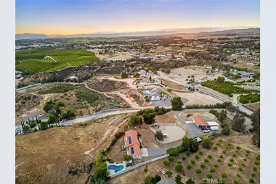 39775 Calle Bellagio, Temecula, CA 92592 - Photo 3