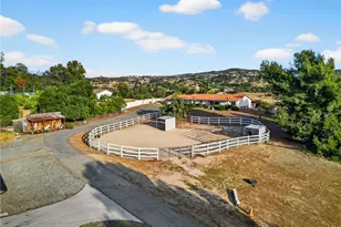 39775 Calle Bellagio, Temecula, CA 92592 - Photo 57