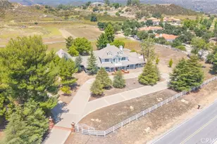 19170 Vista de Cielo, Murrieta, CA 92562 - Photo 41