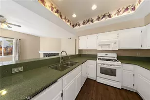 22678 Weatherly Ct, Wildomar, CA 92595 - Photo 5