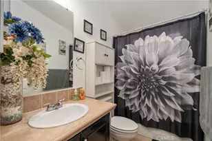 16860 Slover, Fontana, CA 92337 - Photo 15