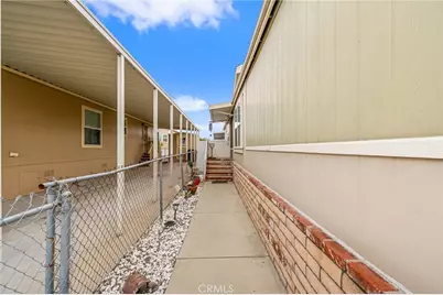 16860 Slover, Fontana, CA 92337 - Photo 3