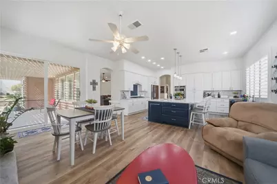 23553 Bending Oak Ct, Murrieta, CA 92562 - Photo 17