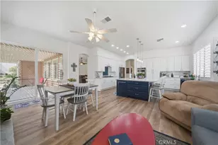 23553 Bending Oak Ct, Murrieta, CA 92562 - Photo 17