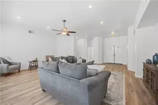 23553 Bending Oak Ct, Murrieta, CA 92562 - Photo 7