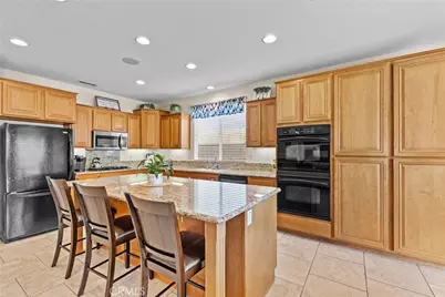 29399 Castaway Court, Menifee, CA 92585 - Photo 11