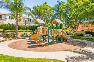 27620 Desert Gold Ct, Murrieta, CA 92562 - Photo 57