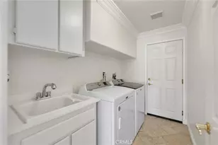 45703 Calle Ayora, Temecula, CA 92592 - Photo 19