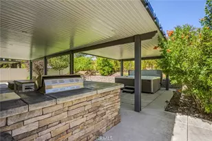 31874 Cloverhill Way, Murrieta, CA 92563 - Photo 35