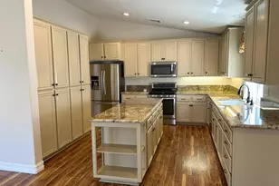 30296 Mondavi Cir, Murrieta, CA 92563 - Photo 11