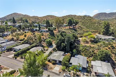 22819 Skylink, Canyon Lake, CA 92587 - Photo 41