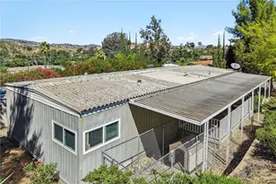 22819 Skylink, Canyon Lake, CA 92587 - Photo 37