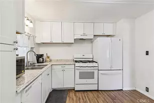 22819 Skylink, Canyon Lake, CA 92587 - Photo 21