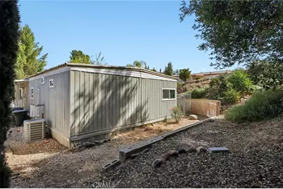 22819 Skylink, Canyon Lake, CA 92587 - Photo 37