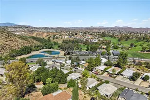 22819 Skylink, Canyon Lake, CA 92587 - Photo 43