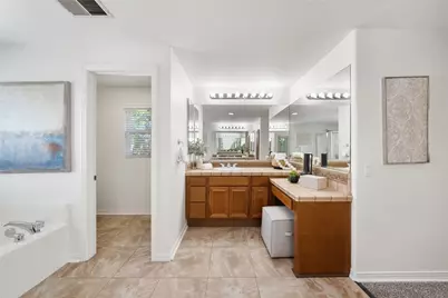 24239 Broad Oak Street, Murrieta, CA 92562 - Photo 37