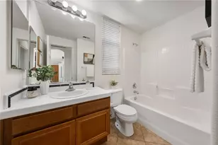24239 Broad Oak St, Murrieta, CA 92562 - Photo 5