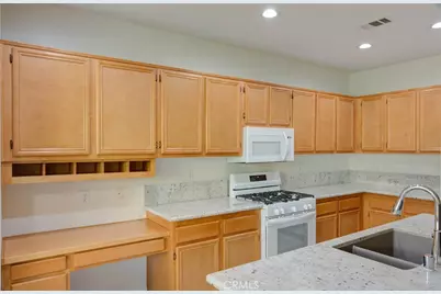 35916 Country Park, Wildomar, CA 92595 - Photo 5