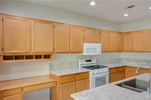 35916 Country Park, Wildomar, CA 92595 - Photo 5